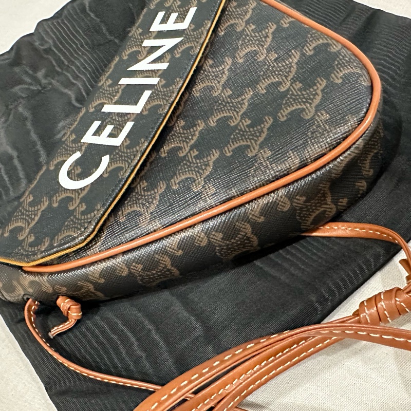 CELINE老花三角包-1