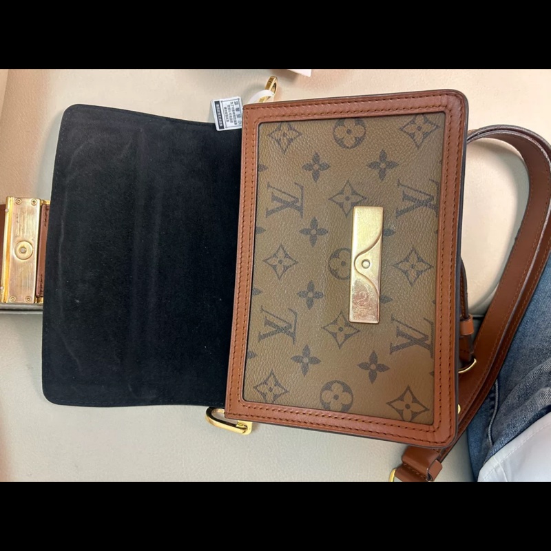 LV Dauphin-5