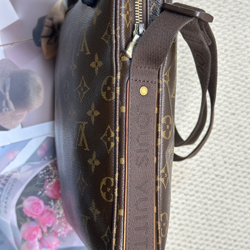 Lv 中古 郵差斜挎包 尺寸約25×26cm~-2