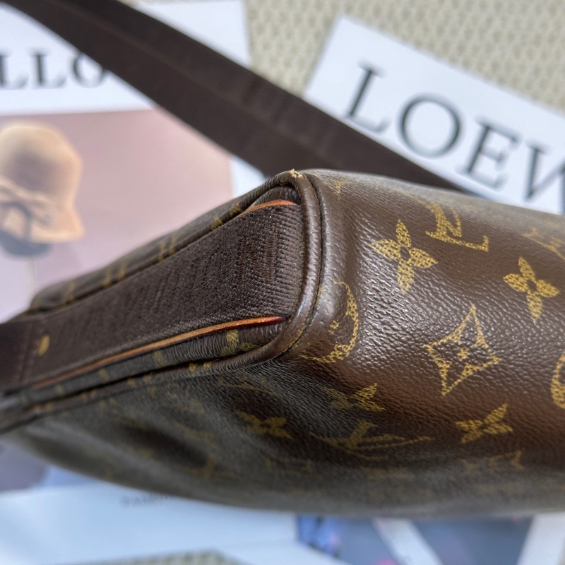 Lv 中古 郵差斜挎包 尺寸約25×26cm~-11