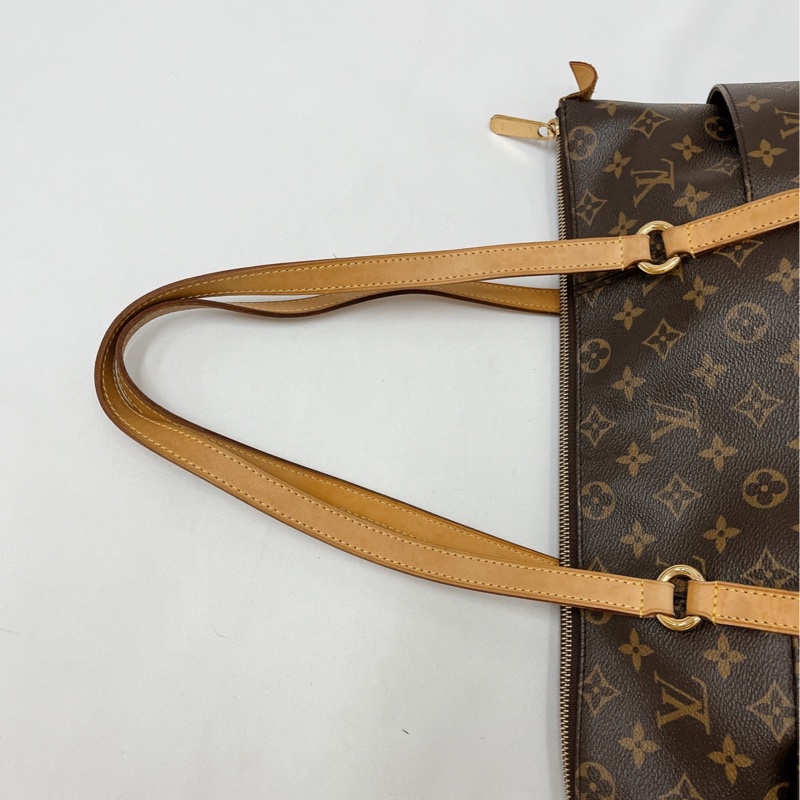 莉亞精品♡LV M56689 老花天心包 二手美包-18