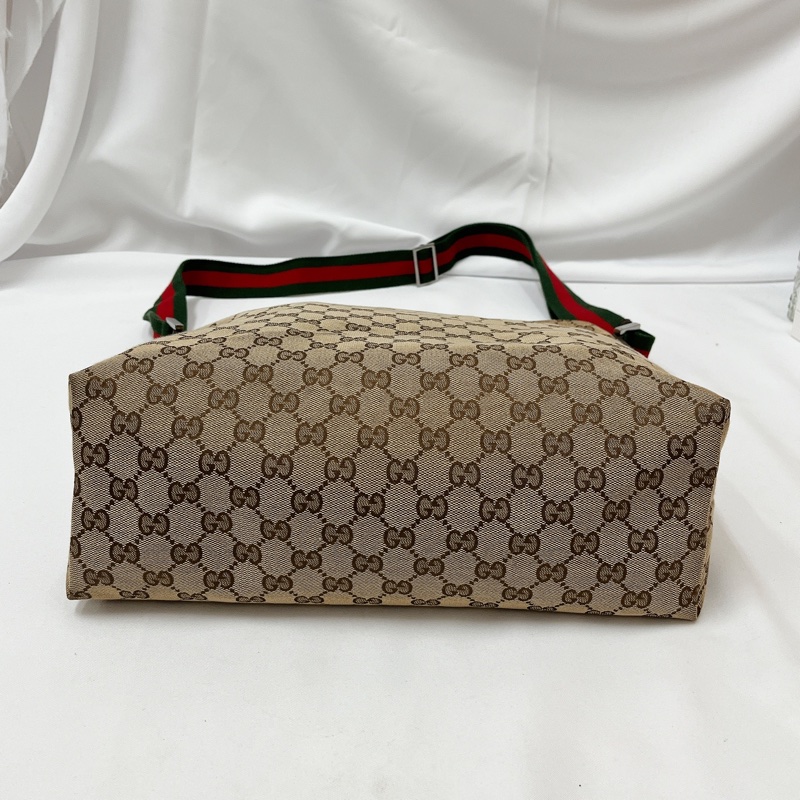 莉亞精品♡Gucci 189751 拉鍊斜背包 九新美包-6