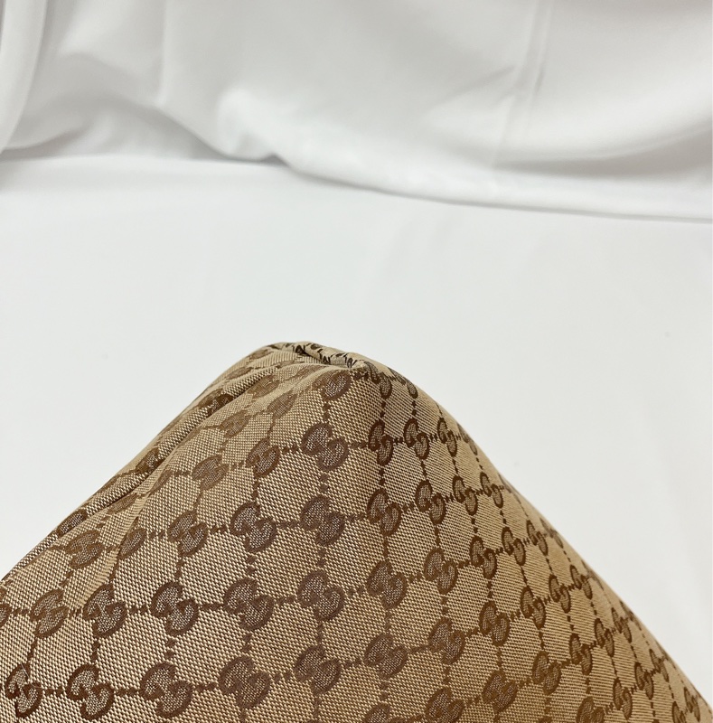 莉亞精品♡Gucci 189751 拉鍊斜背包 九新美包-13