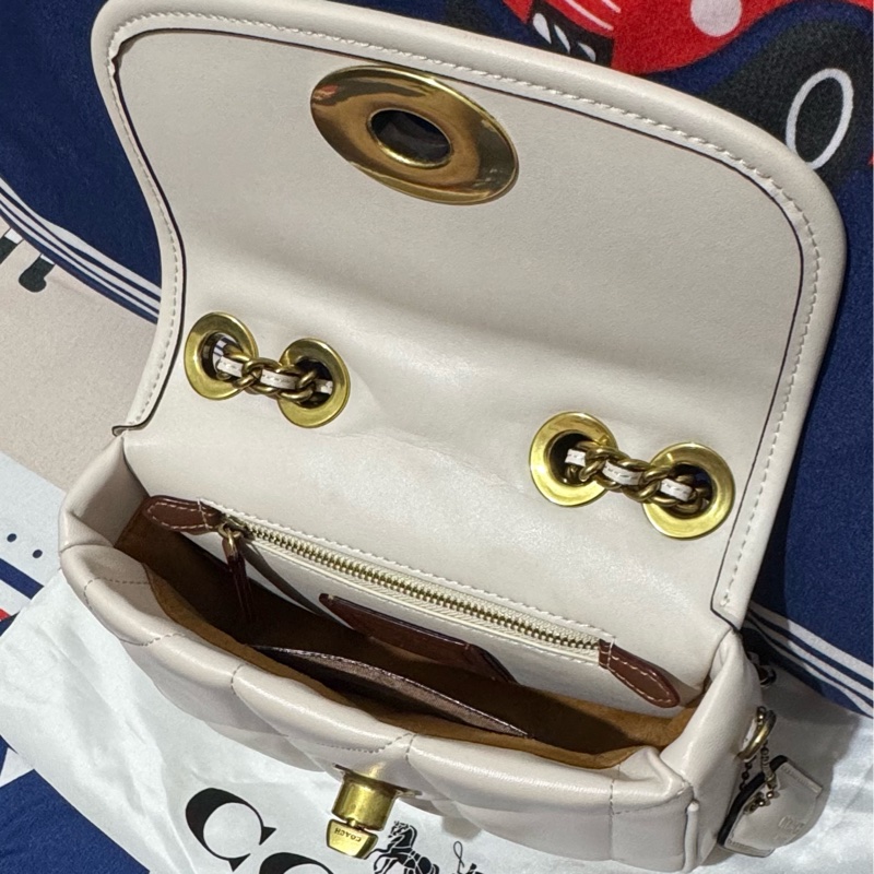 COACH羊皮菱格單肩斜背包(小號,白色)-8