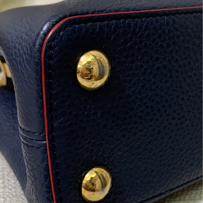 小巴黎二手名牌真品Lv capucines  bb 海軍藍 金釦-9
