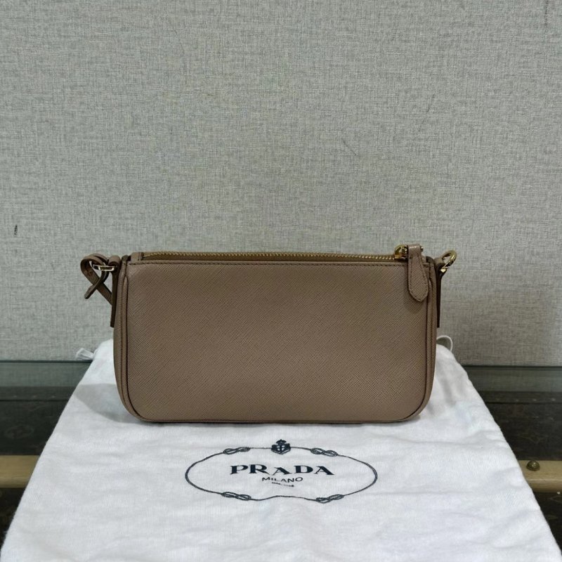 PRADA 新款卡其色金扣三合一手提斜背包20*11*5 全新閒置配件塵袋保卡購證-5