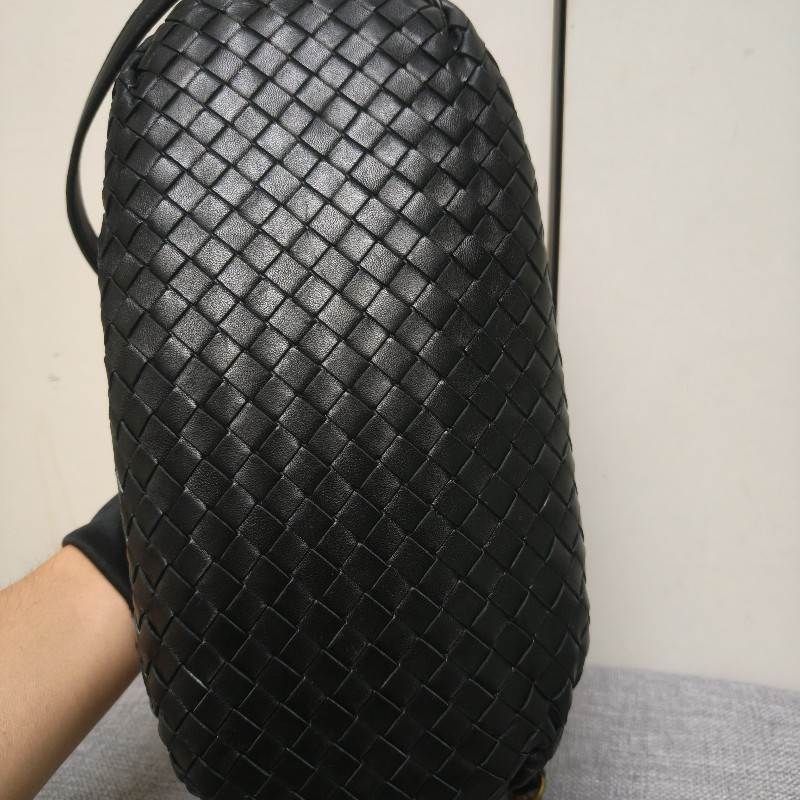 🔥衝破200銷售🔥【限時降價回饋至9/21】㊣✨Bottega Veneta ✨寶緹嘉 BV 羊皮 黑色 編織 雲朵包 肩背包 手提包 編織包 斜背包/二手包/二手精品/保證正品🌳二手樹屋🌳-5