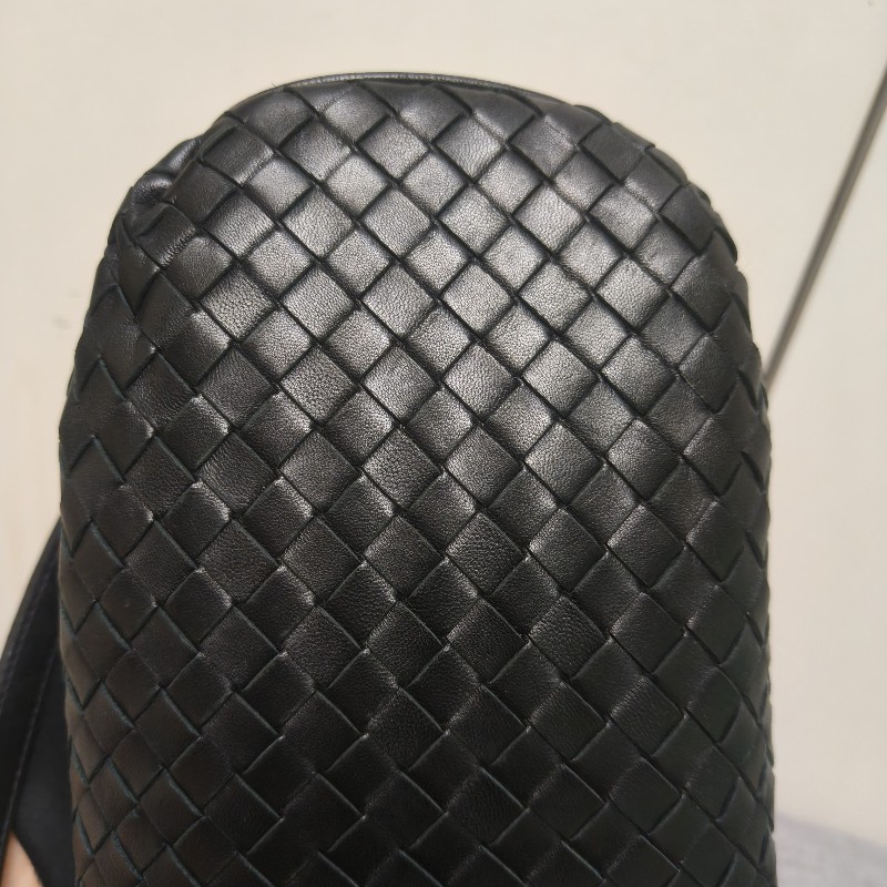 🔥衝破200銷售🔥【限時降價回饋至9/21】㊣✨Bottega Veneta ✨寶緹嘉 BV 羊皮 黑色 編織 雲朵包 肩背包 手提包 編織包 斜背包/二手包/二手精品/保證正品🌳二手樹屋🌳-10