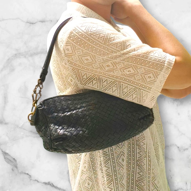 🔥衝破200銷售🔥【限時降價回饋至9/21】㊣✨Bottega Veneta ✨寶緹嘉 BV 羊皮 黑色 編織 雲朵包 肩背包 手提包 編織包 斜背包/二手包/二手精品/保證正品🌳二手樹屋🌳-57