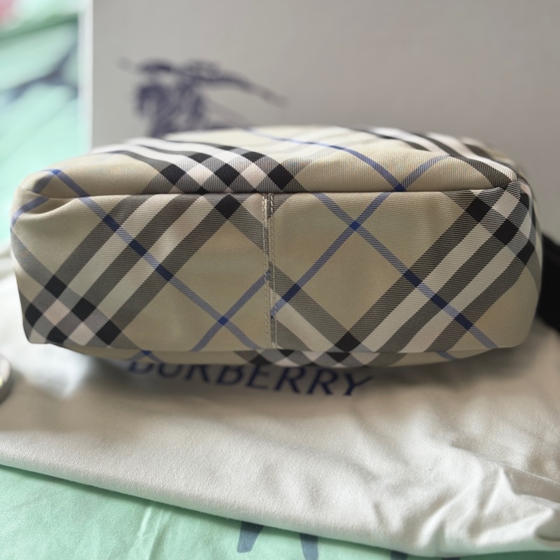 Burberry經典格紋騎士標誌肩背包，相機包(青苔色）-7
