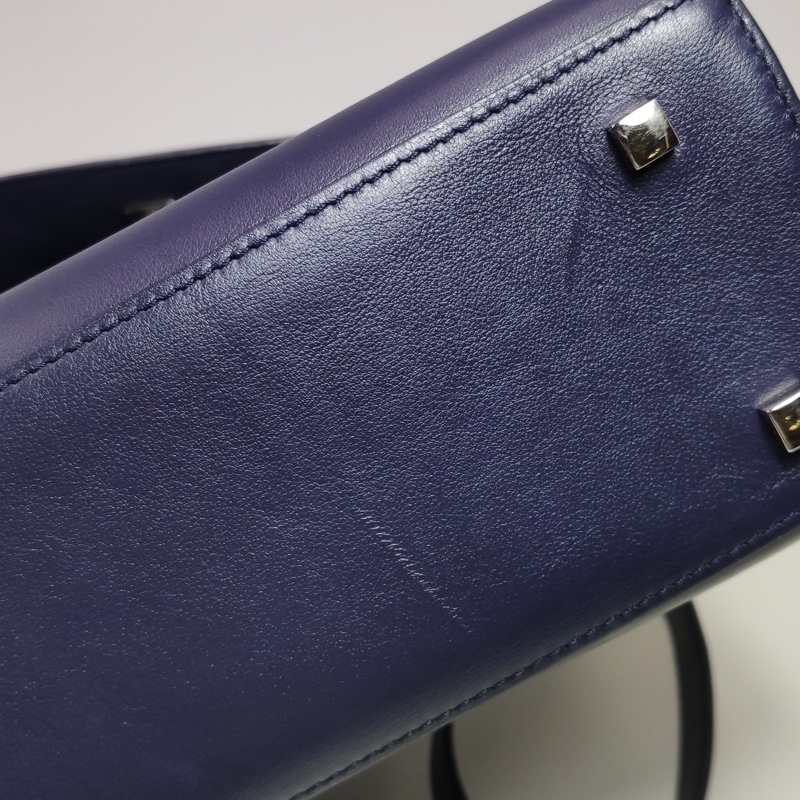 議價私我💼 超優Delvaux Tempete 中號牛皮純色 T 形翻蓋單肩包-9