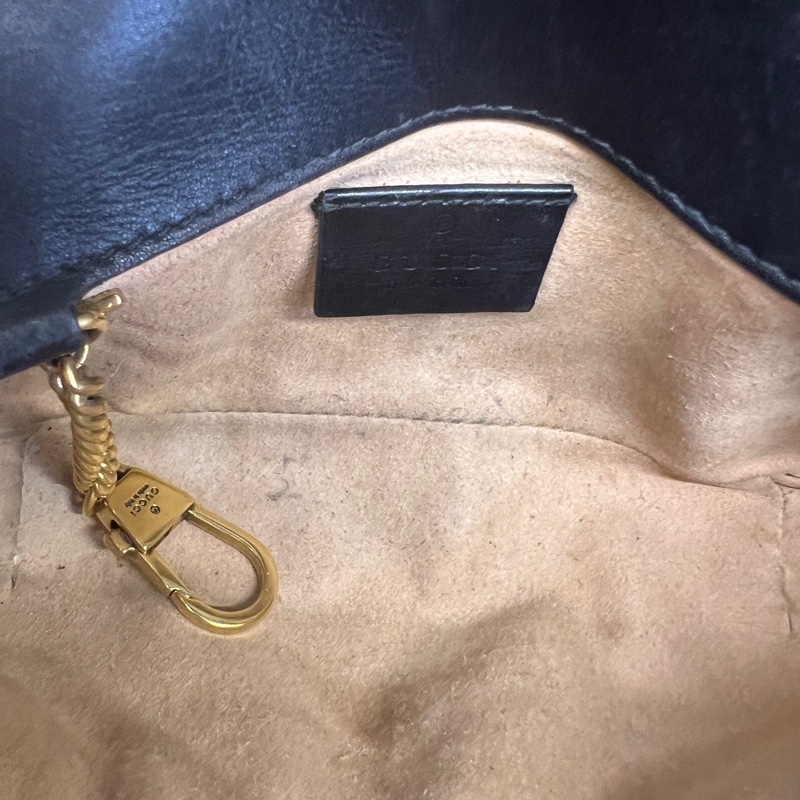 Gucci古馳馬蒙Marmont mini迷你鏈條包黑色配金色雙G扣 斜背包-4