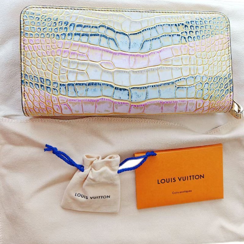 LOUIS VUITTON Zippy 皮夾掛鎖限量版-5