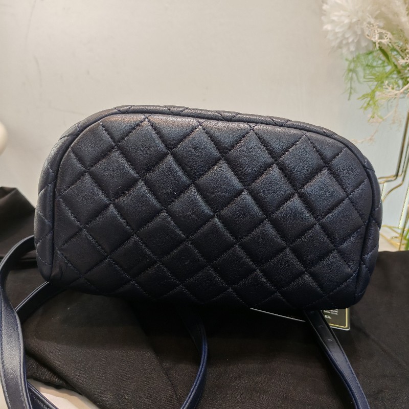 Chanel Urban spirit backpack Navy colour-4