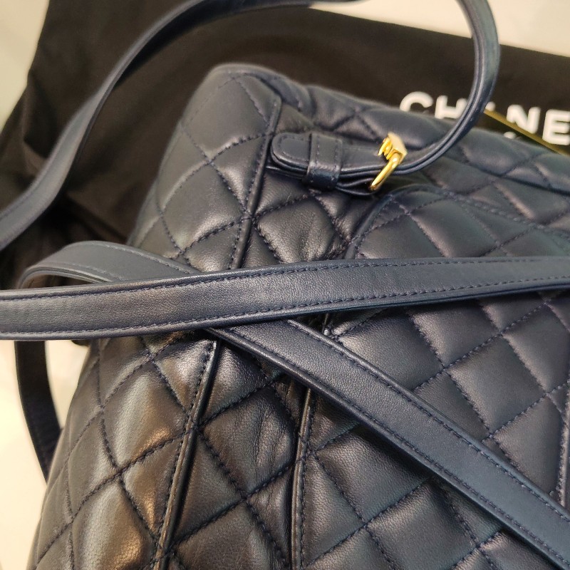 Chanel Urban spirit backpack Navy colour-30