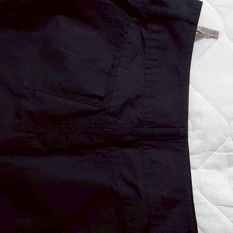 (日本製MIJ)絕版BURBERRY 博柏利 BLUE LABEL 藍標 女黑色有內裏微彈性短裙38號-3