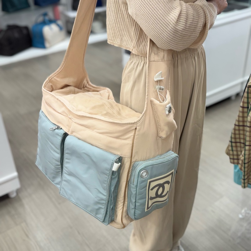 CHANEL 多功能帆布肩背包-2