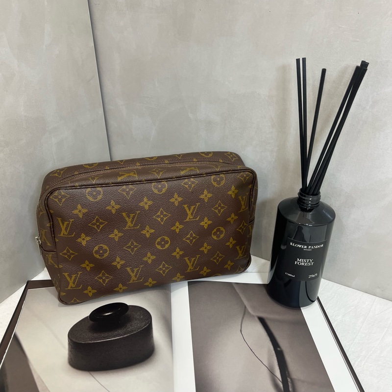 Louis Vuitton 經典手拿包-1