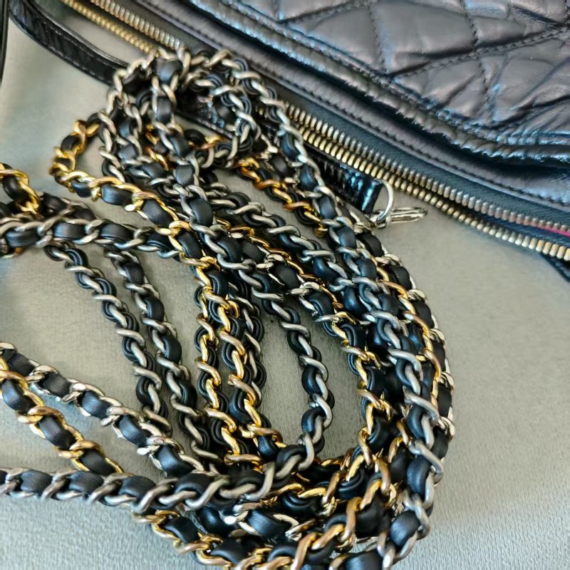 Chanel 流浪袋 Gabrielle系列 大號 黑色牛皮-7