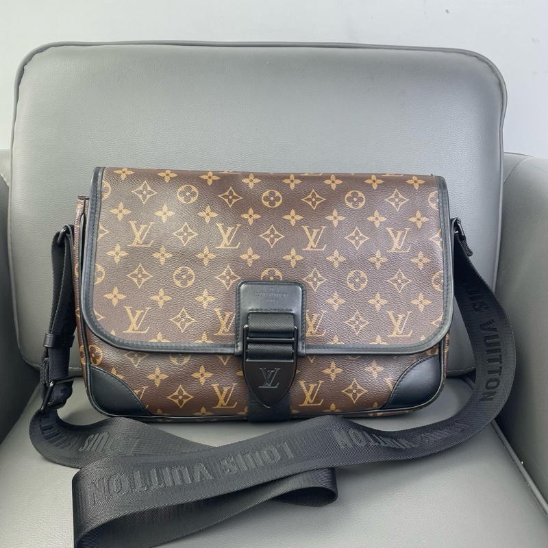 LV Archy郵差包 芯片款 可調節肩帶設計 單肩斜挎兩用 尺寸約33*23*8 ~-0