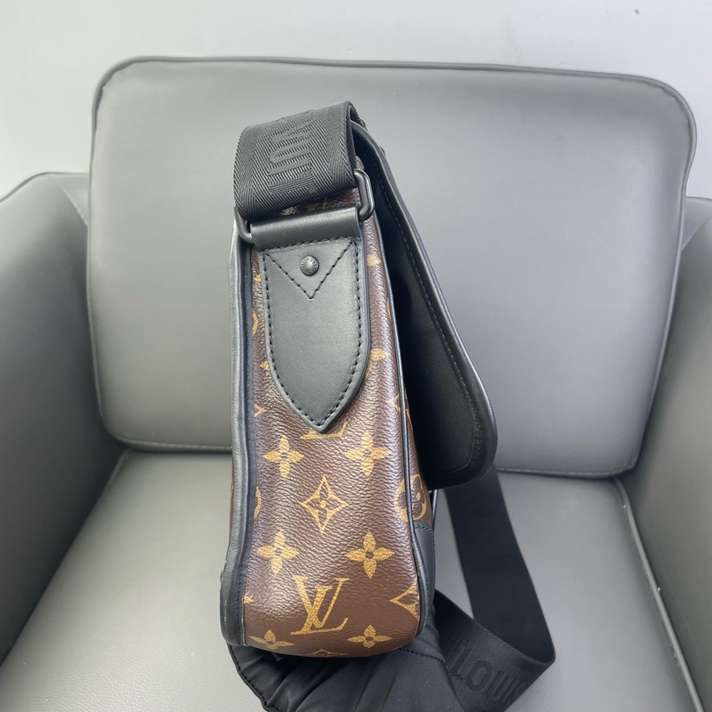 LV Archy郵差包 芯片款 可調節肩帶設計 單肩斜挎兩用 尺寸約33*23*8 ~-4