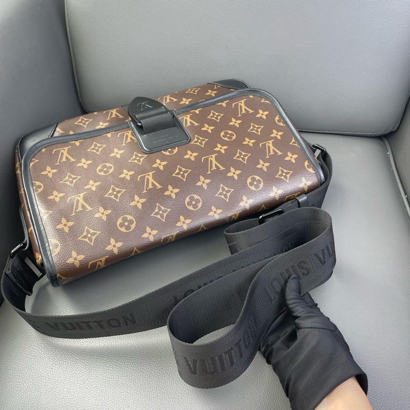 LV Archy郵差包 芯片款 可調節肩帶設計 單肩斜挎兩用 尺寸約33*23*8 ~-7
