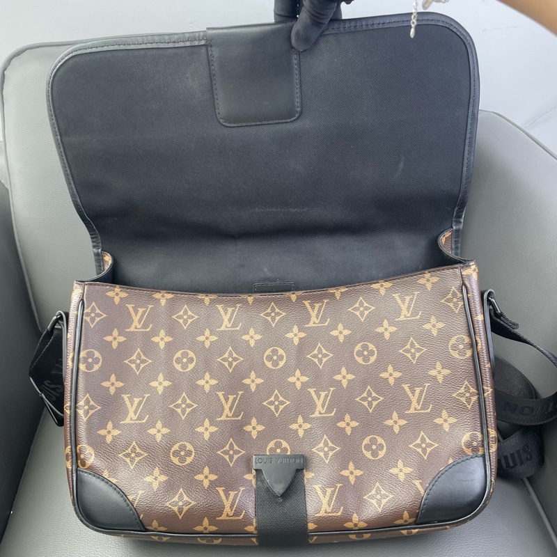 LV Archy郵差包 芯片款 可調節肩帶設計 單肩斜挎兩用 尺寸約33*23*8 ~-9
