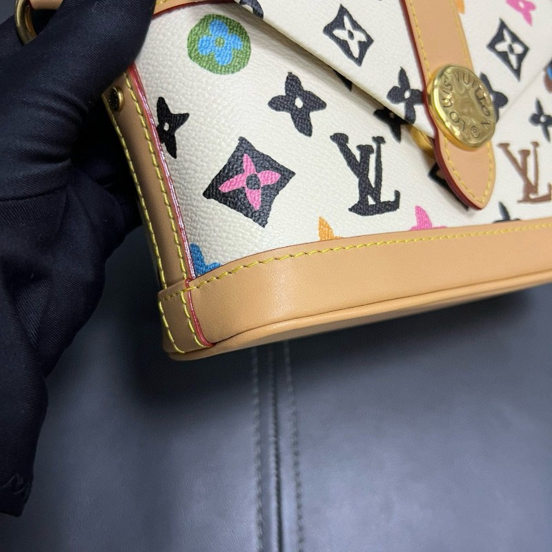 LV Tyler 聯名小狗郵差包-10
