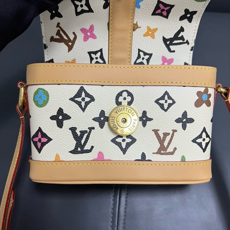 LV Tyler 聯名小狗郵差包-16