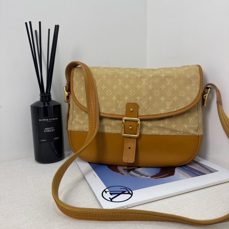 Louis Vuitton 黃色丹寧拼焦糖皮革斜背包-1