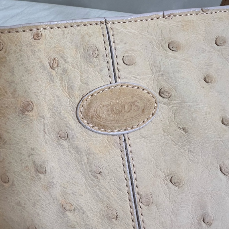 TOD'S 膚色液下包-18