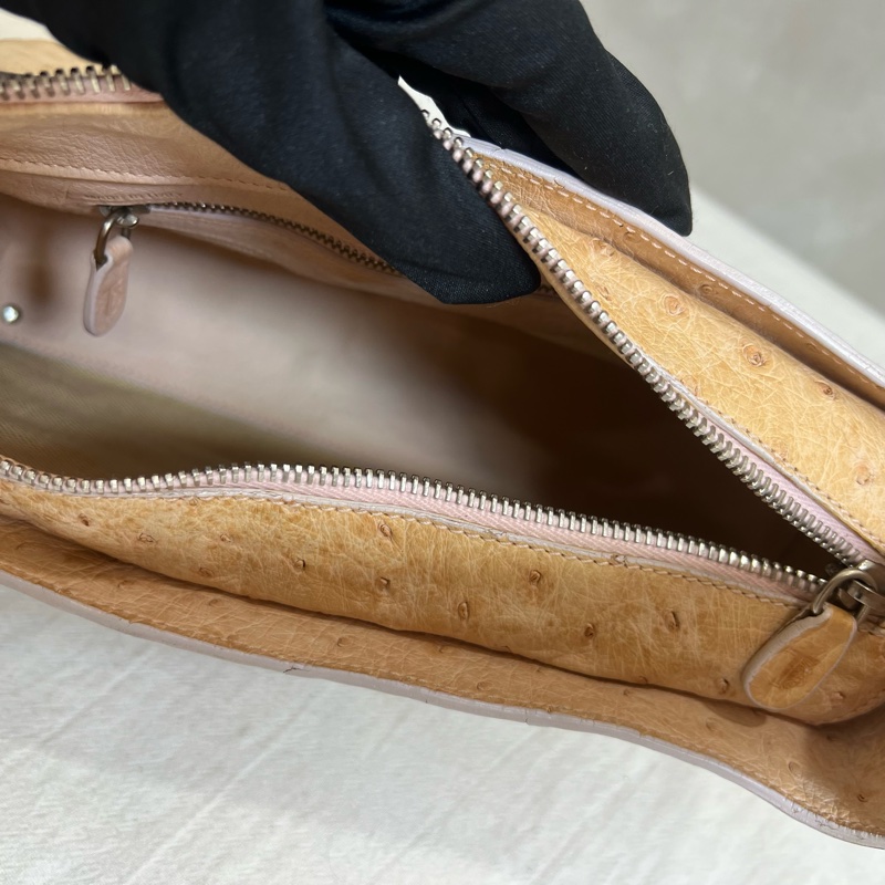 TOD'S 膚色液下包-21