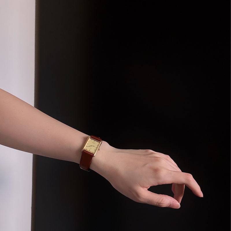 法國製 Lanvin 方形石英皮革手錶 女表-0