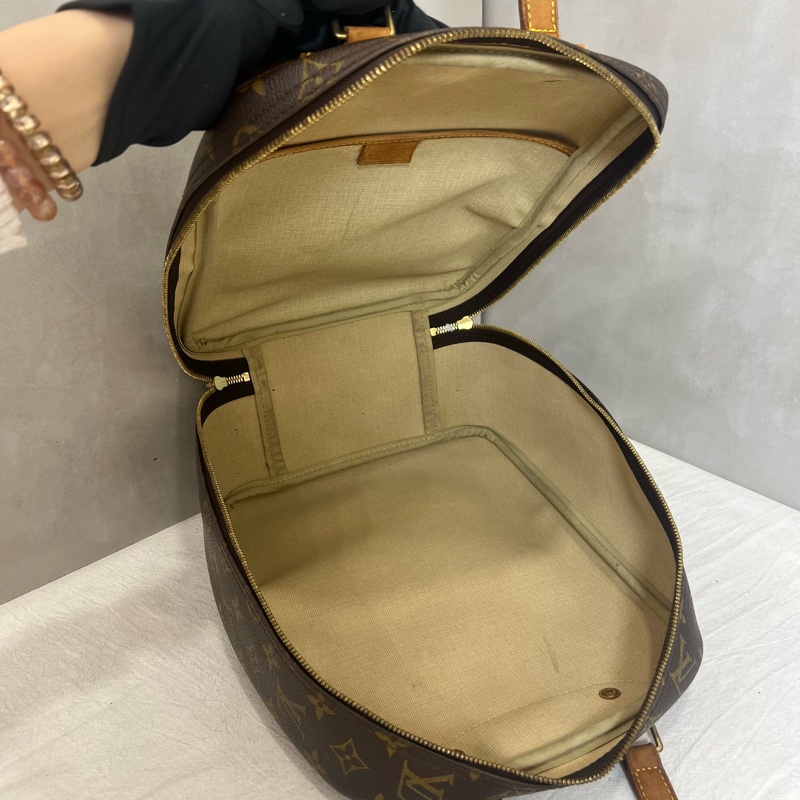 Louis Vuitton 金扣手提袋 鞋袋-17