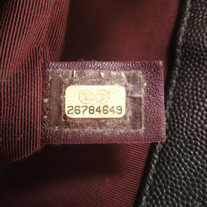 CHANEL 牛皮皮革Chain Shoulder金扣肩背袋-6