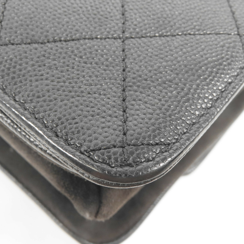 CHANEL 牛皮皮革Chain Shoulder金扣肩背袋-10