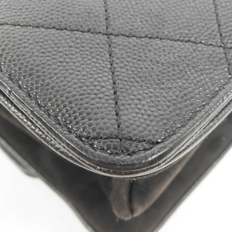 CHANEL 牛皮皮革Chain Shoulder金扣肩背袋-11