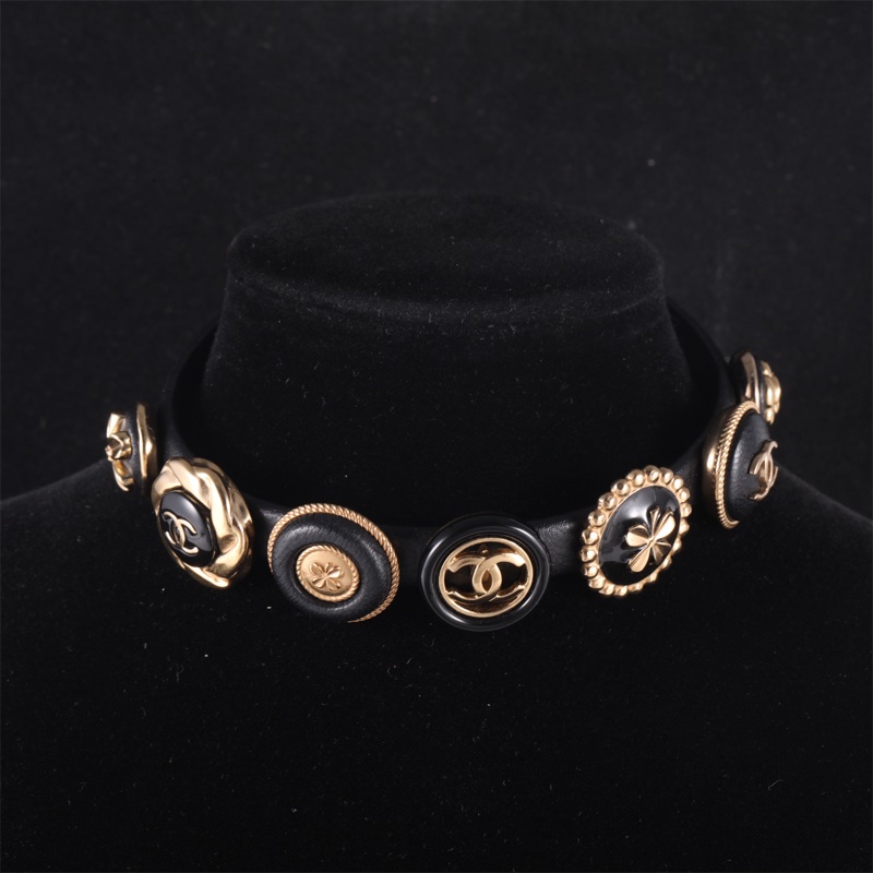 CHANEL(香奈兒)  合金 22A 手工坊 皮質項圈 chocker-0