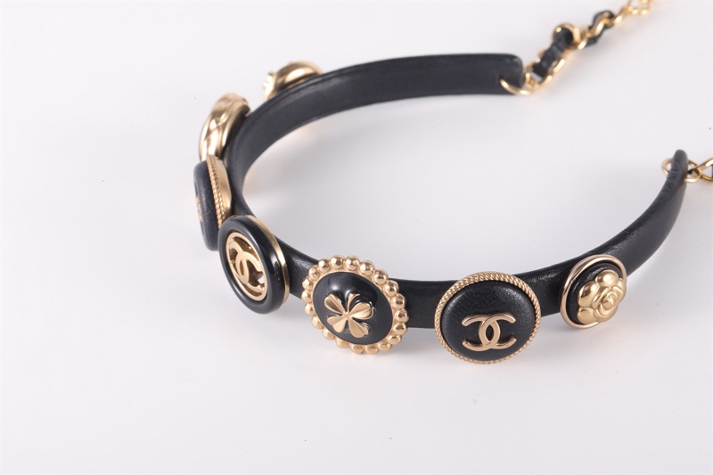 CHANEL(香奈兒)  合金 22A 手工坊 皮質項圈 chocker-3