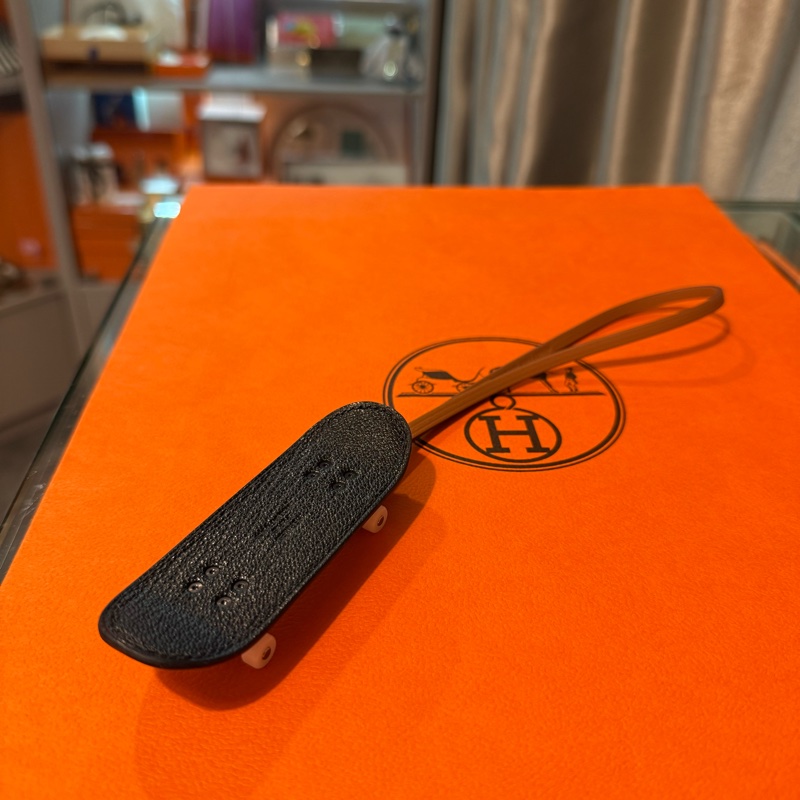 Hermes Fingerskate Charm/愛馬仕指尖滑板掛飾-3
