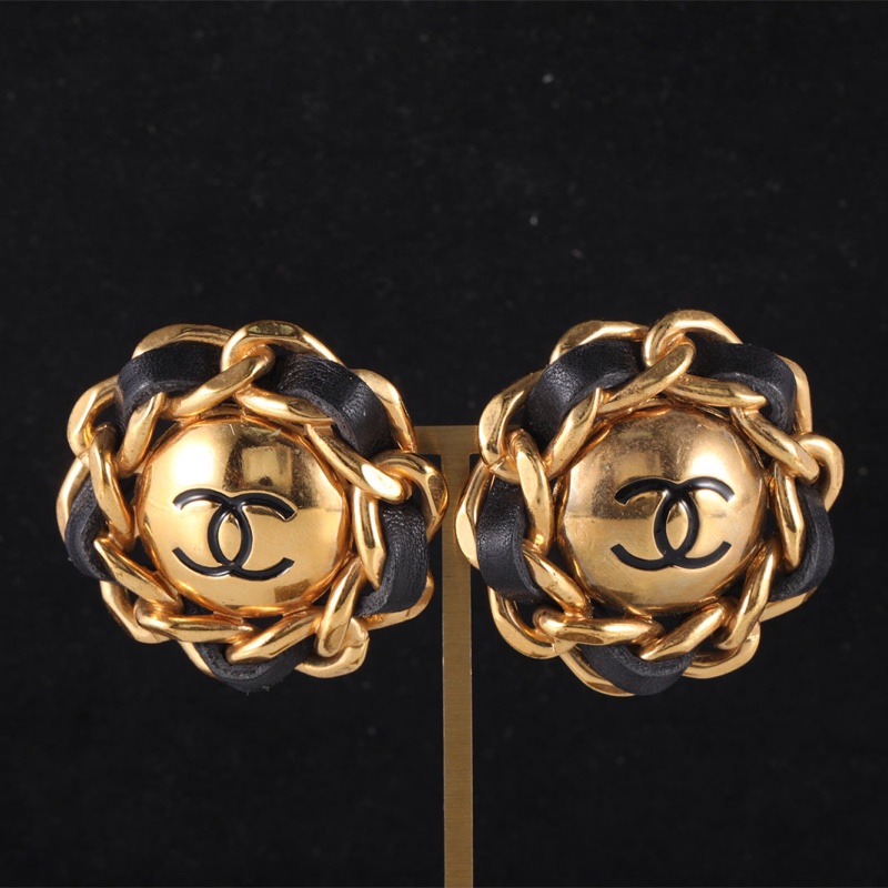 CHANEL(香奈兒) 合金 中古 黑金皮穿鏈雙C 大耳夾-0