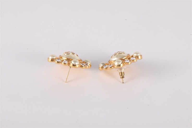 CHANEL(香奈兒)  合金 22A 雙C logo 珍珠水鑽 耳環耳釘-2