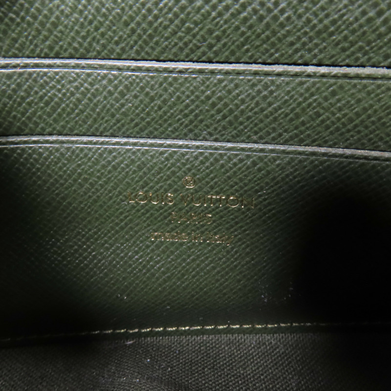 LOUIS VUITTON Monogram Felicie Strap & Go金扣肩背袋-13