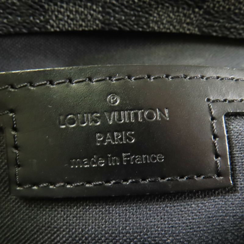LOUIS VUITTON Damier Graphite Tadao MM銀扣手挽肩背兩用袋-9