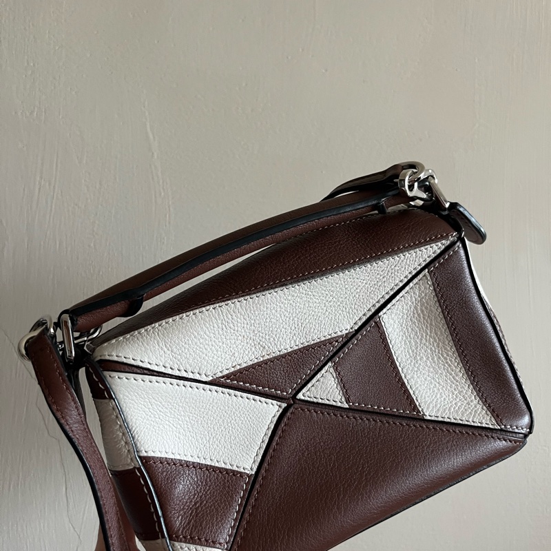 【LOEWE Mini Puzzle咖+白色幾何包】-2