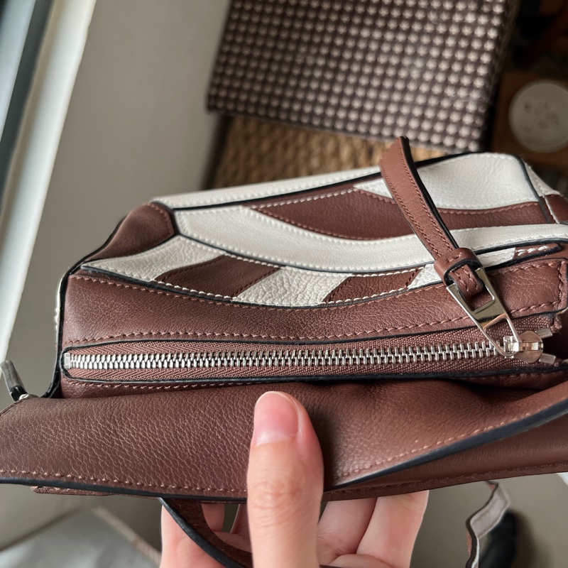 【LOEWE Mini Puzzle咖+白色幾何包】-10