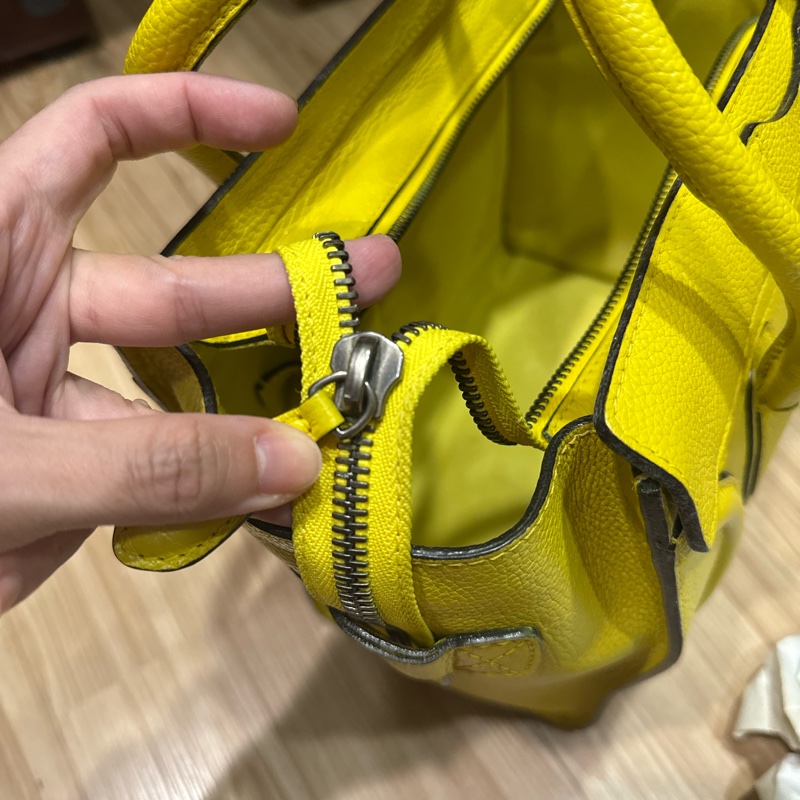 Celine micro luggage 黃 冏包-11