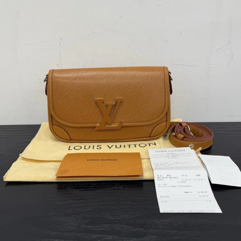 LV 焦糖色水波紋法棍肩背斜背包 芯片款 24.5*19.5*9 99新配件塵袋購證-0