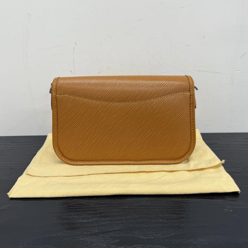 LV 焦糖色水波紋法棍肩背斜背包 芯片款 24.5*19.5*9 99新配件塵袋購證-5