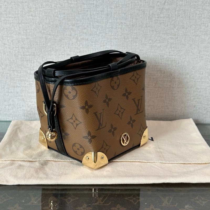 LV noe purse老花肩背斜背燒賣包 芯片款 11.5*11.5*11.5 99新配件塵袋-1